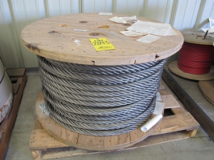 ROPE, WIRE TYPE, 1-1/8"OD X 560' SIZE, 6X37, RRL IWRC SIZE. STAINLESS STEEL TYPE 302/304. OIL FREE. RIGHT REGULAR LAY. PREFORMED. EXTRA FLEXIBLE. MINIMUM BREAK STRENGTH 96,600LBS. (W-44) LOADING & HANDLING FEE $15-